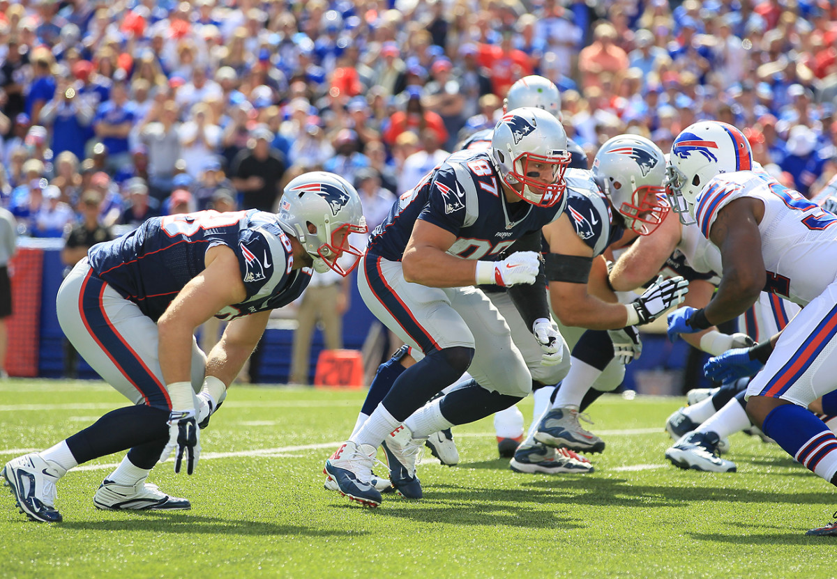 “He can block like an offensive tackle,” Bills OC Greg Roman says of Gronkowski, whom Buffalo has the misfortune of facing twice a season.